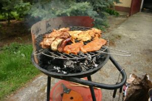 キャンプでの婚活に最適なBBQプランは？