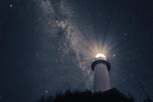 星空の下で楽しむキャンプはロマンチック？